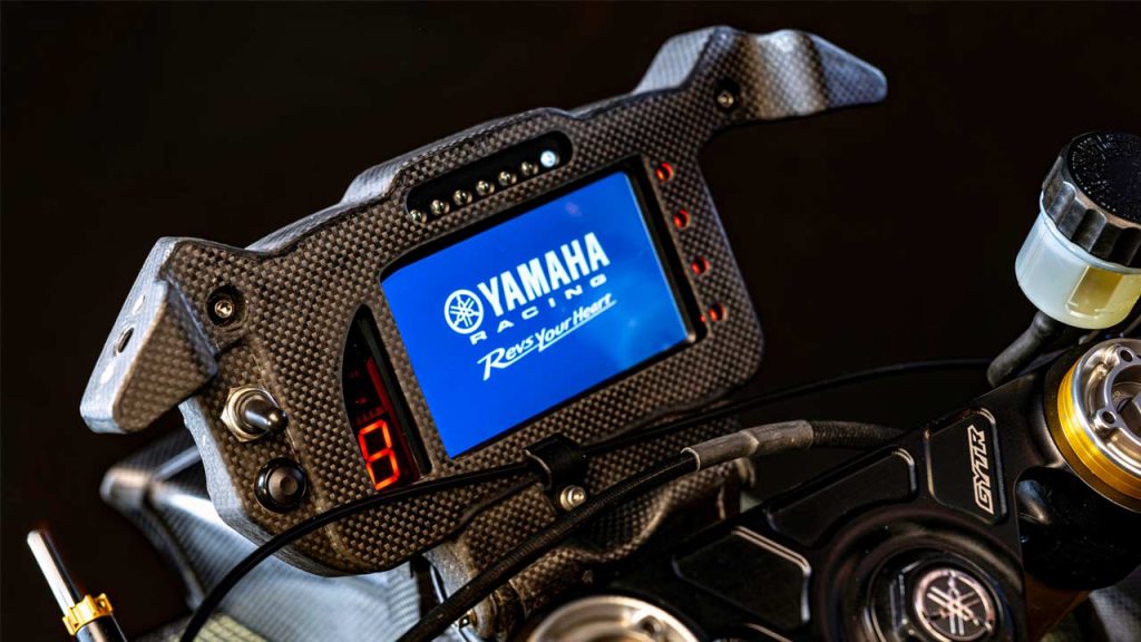 Yamaha-R1-GYTR-PRO 25th Anniversary edition_instrument_display