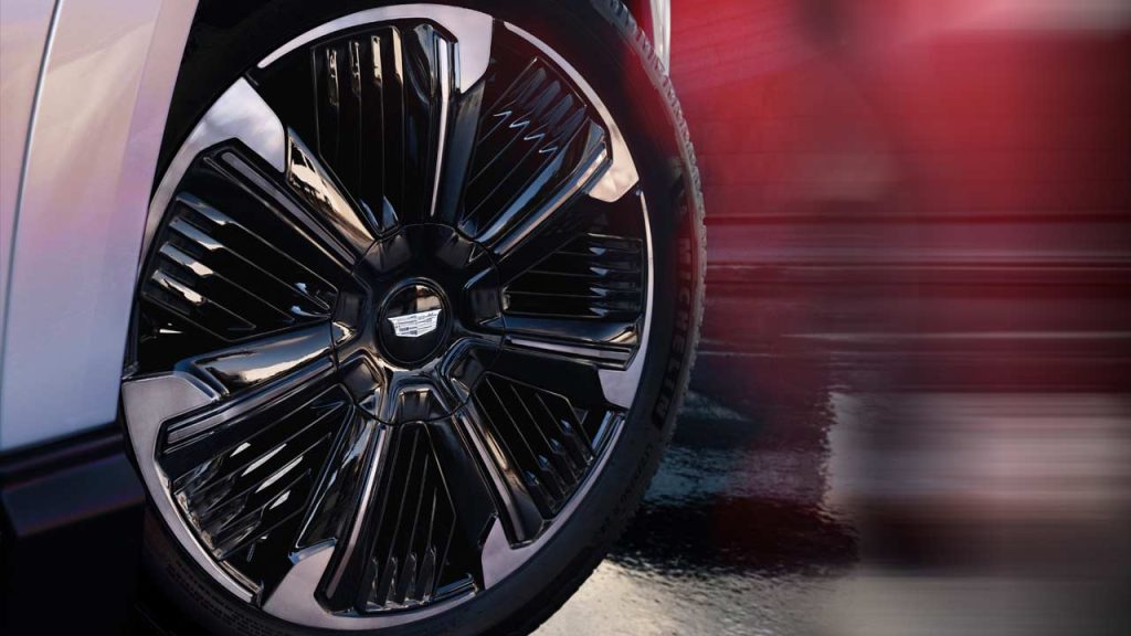 Cadillac-Escalade-IQ-Sport_wheels