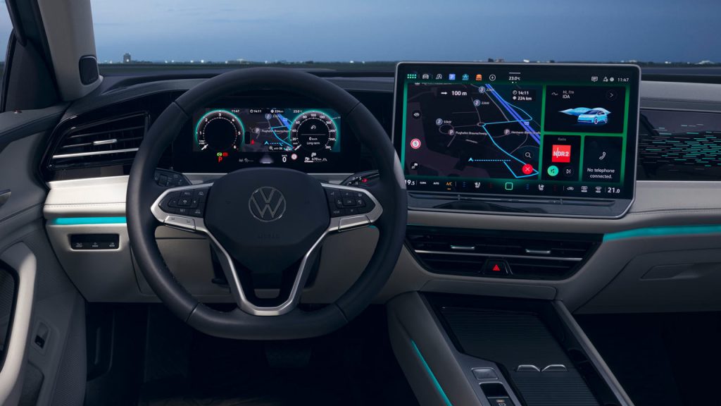 2024-Volkswagen-Passat_interior_steering