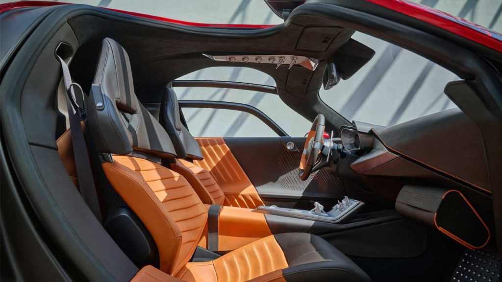 Alfa-Romeo-33-Stradale_interior_seats