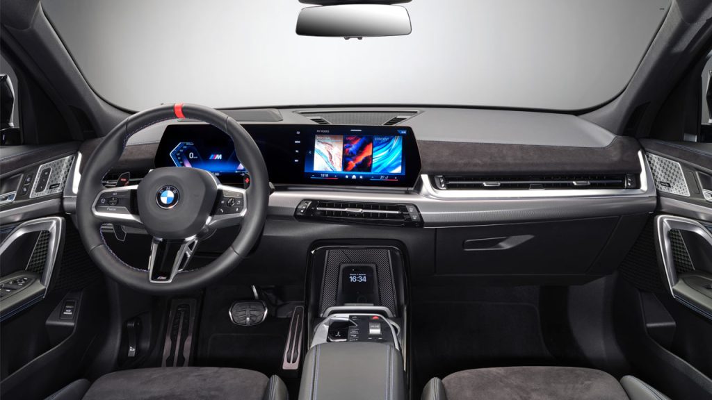 2024-BMW-X2-M35i-xDrive_interior