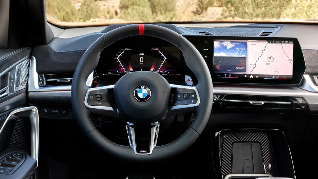 2024-BMW-X2-M35i-xDrive_interior-steering