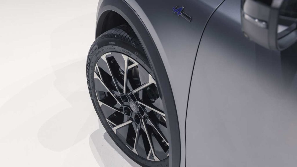 2024-Renault-Scénic-E-Tech-Esprit-Alpine-wheels