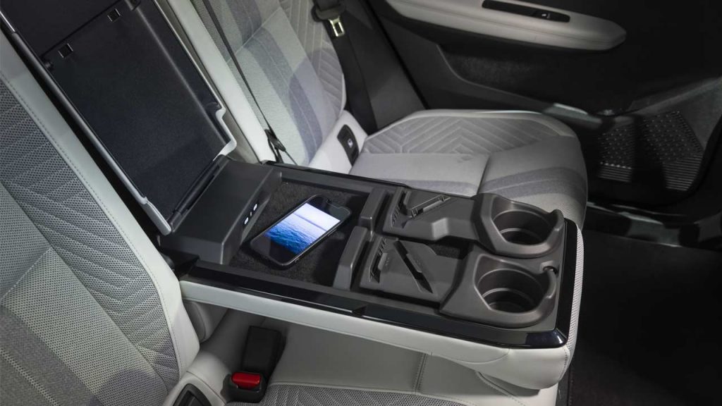2024-Renault-Scénic-E-Tech-interior-rear-seats-console