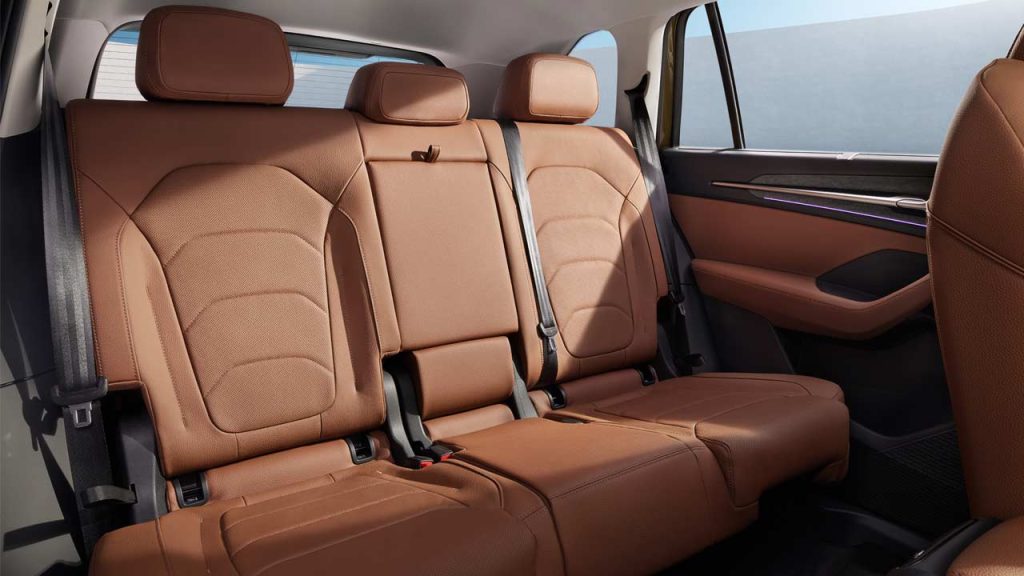 2024-Škoda-Kodiaq_interior-rear-seats