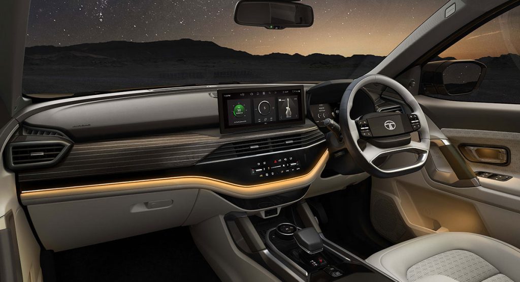 2024-Tata-Safari-facelift-interior