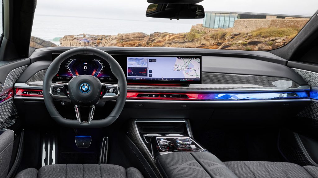 BMW-i7-M70-xDrive_interior_2