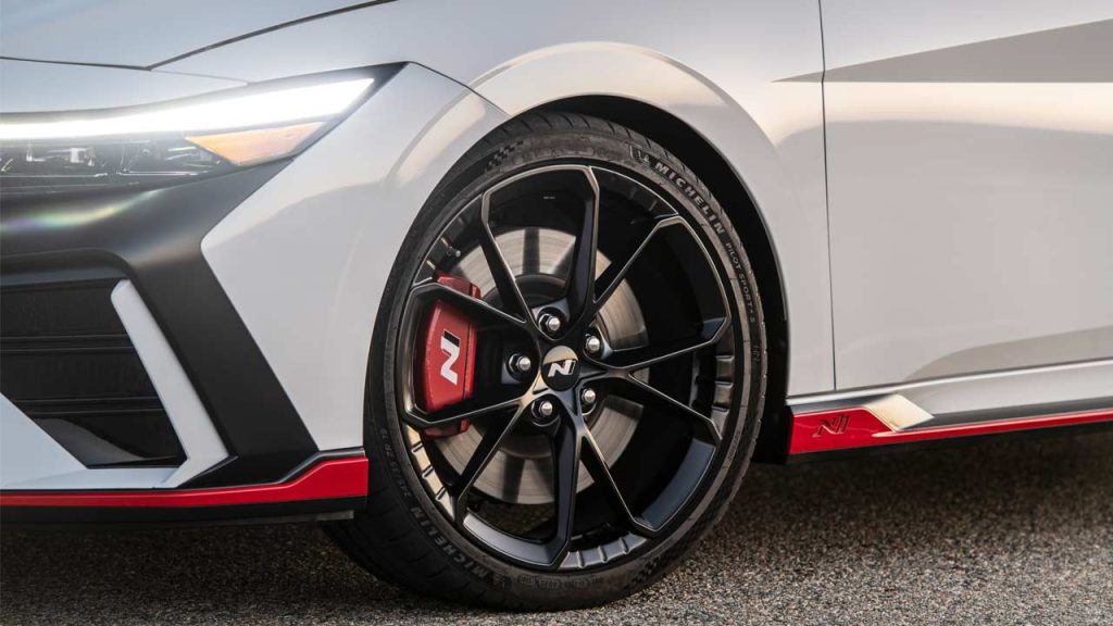 2024-Hyundai-Elantra-N-wheels