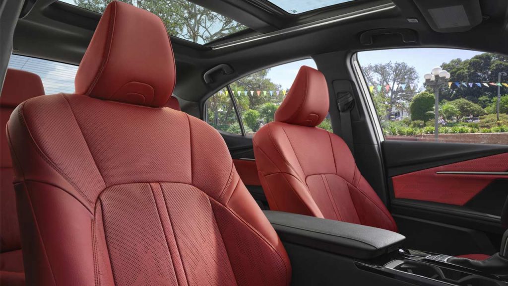 2025-Toyota-Camry-XSE-interior-red-seats