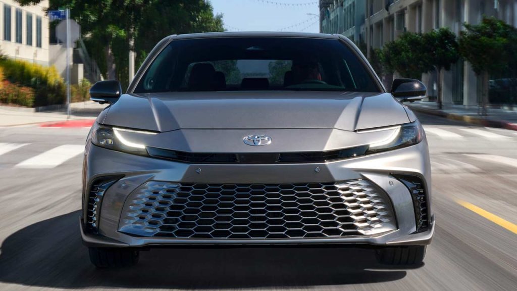 2025-Toyota-Camry_front