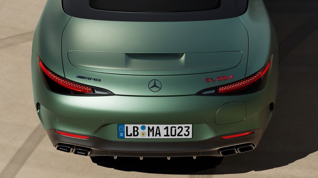 2024-Mercedes-AMG-SL-63-S-E-Performance-rear-diffuser