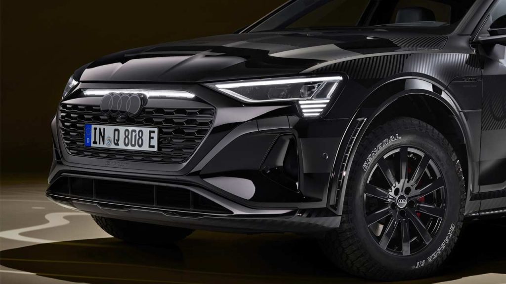 Audi-Q8-e-tron-edition-Dakar_headlights