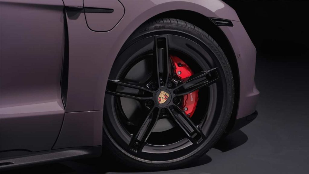 2024-Porsche-Taycan-4S-Sport-Turismo-wheels