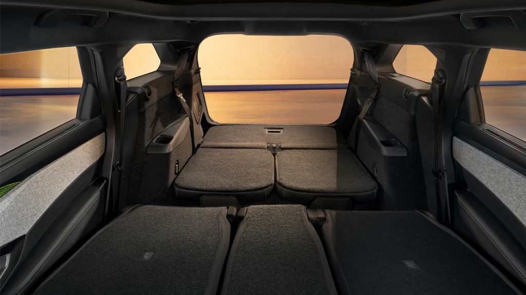 2024-Peugeot-E-5008-interior-seats_2