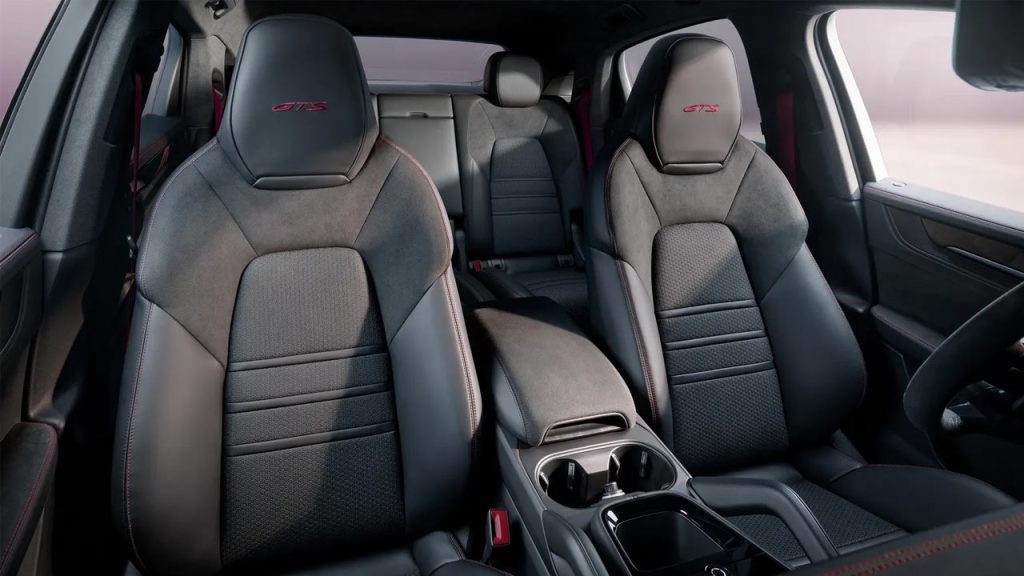2024-Porsche-Cayenne-GTS_interior_seats