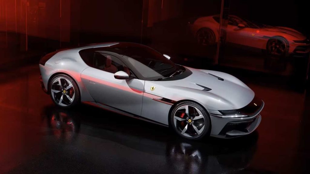 Ferrari-12Cilindri_5
