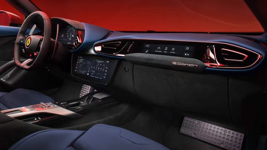 Ferrari-12Cilindri_interior-passenger-display