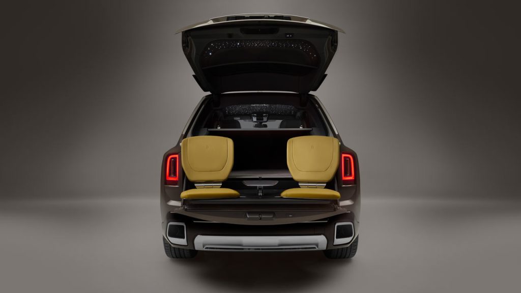Rolls-Royce-Cullinan-Series-II_interior_boot-seats