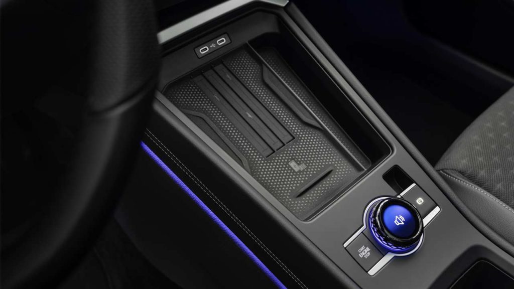 2025-Volkswagen-T-Roc-interior-centre-console