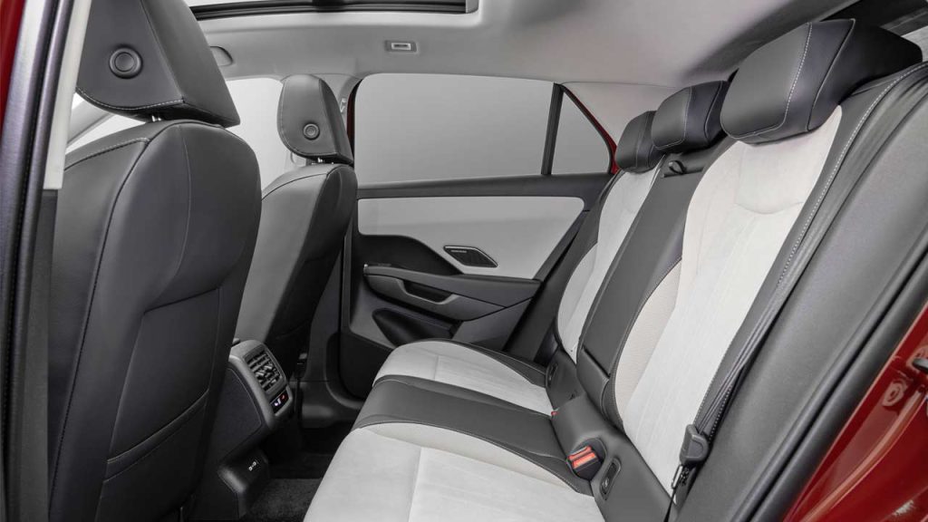 2025-Volkswagen-T-Roc-interior-rear-seats