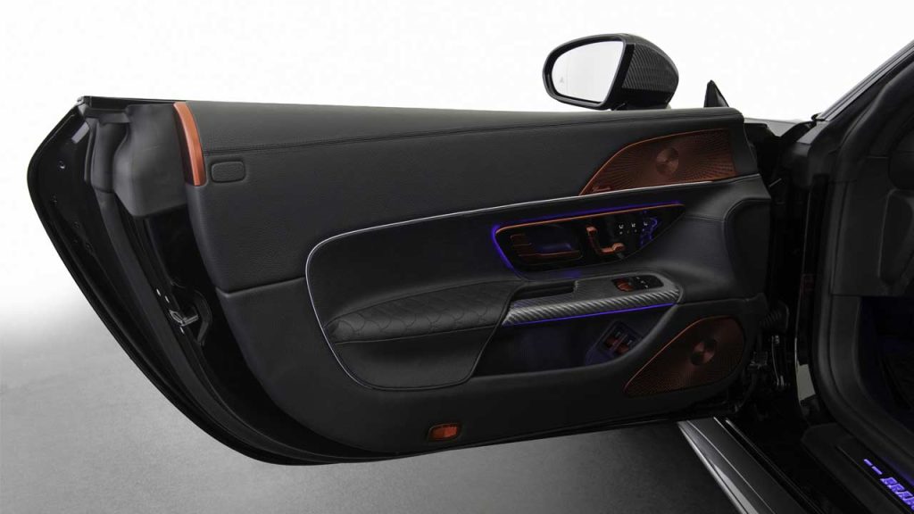 Brabus-1000-Mercedes-AMG-GT-63-S-E-Performance_interior-door