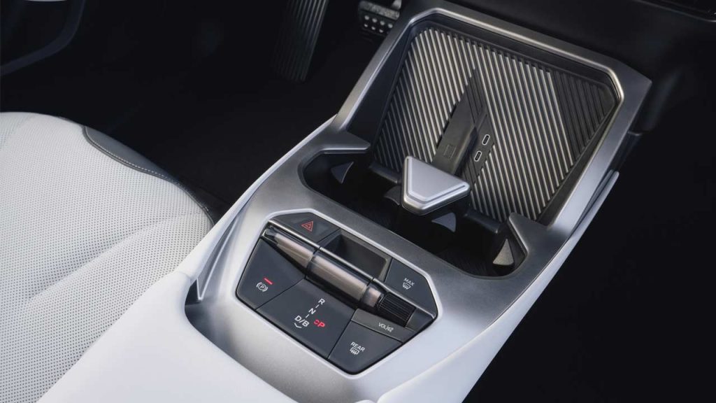 2025-BMW-iX3-50-xDrive-interior-centre-console