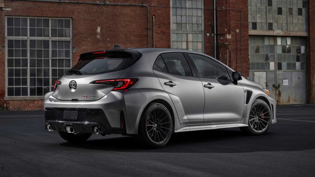 2026-Toyota-GR-Corolla_2