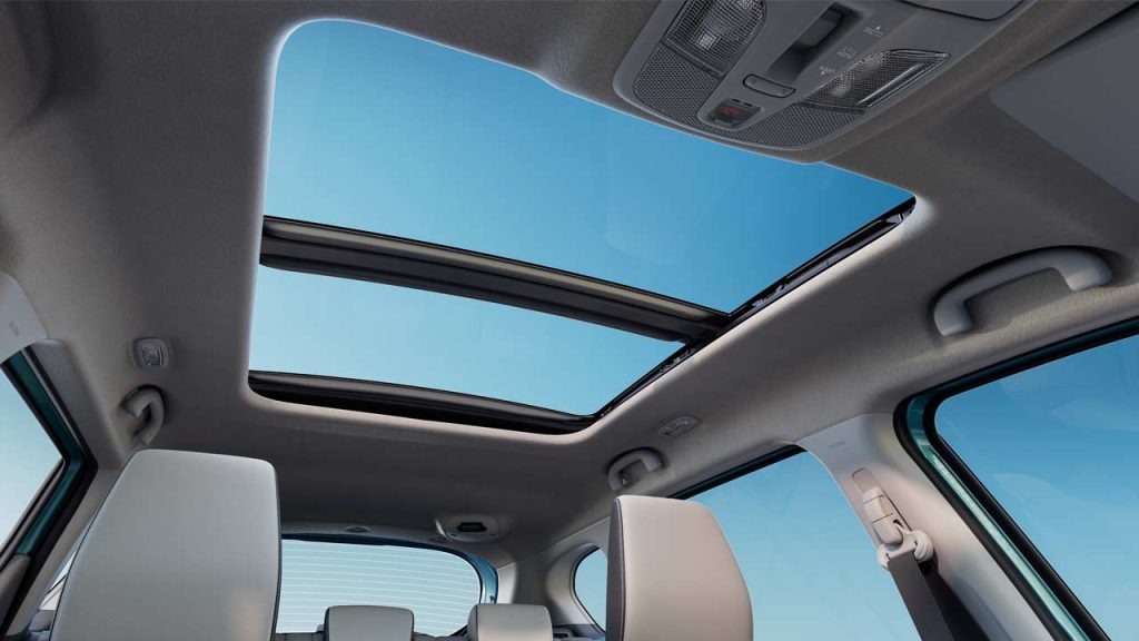 Maruti-Suzuki-Victoris-interior-sunroof