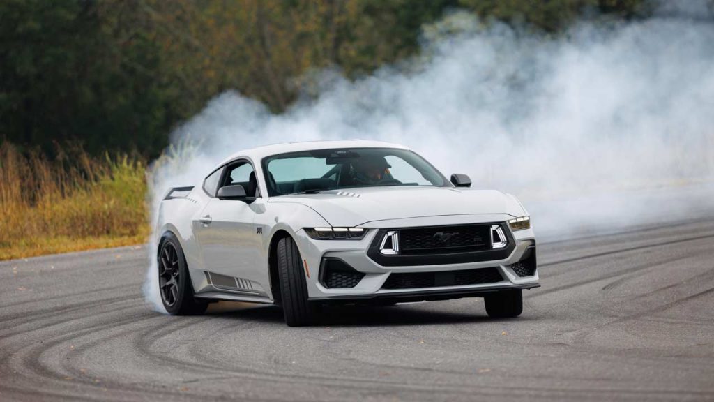 2026-Ford-Mustang-RTR_2