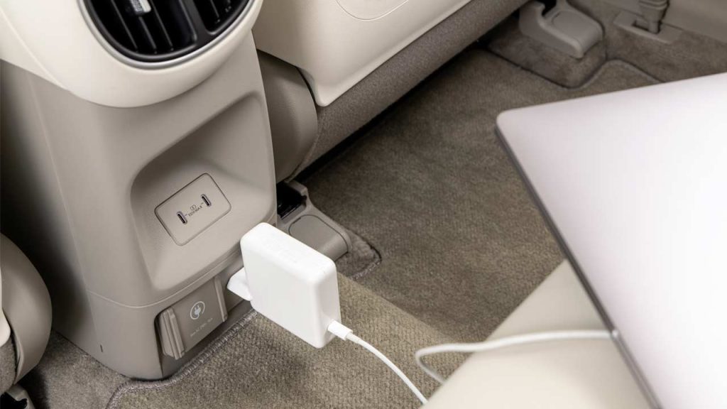 2026-Hyundai-Nexo-interior-rear-chargers