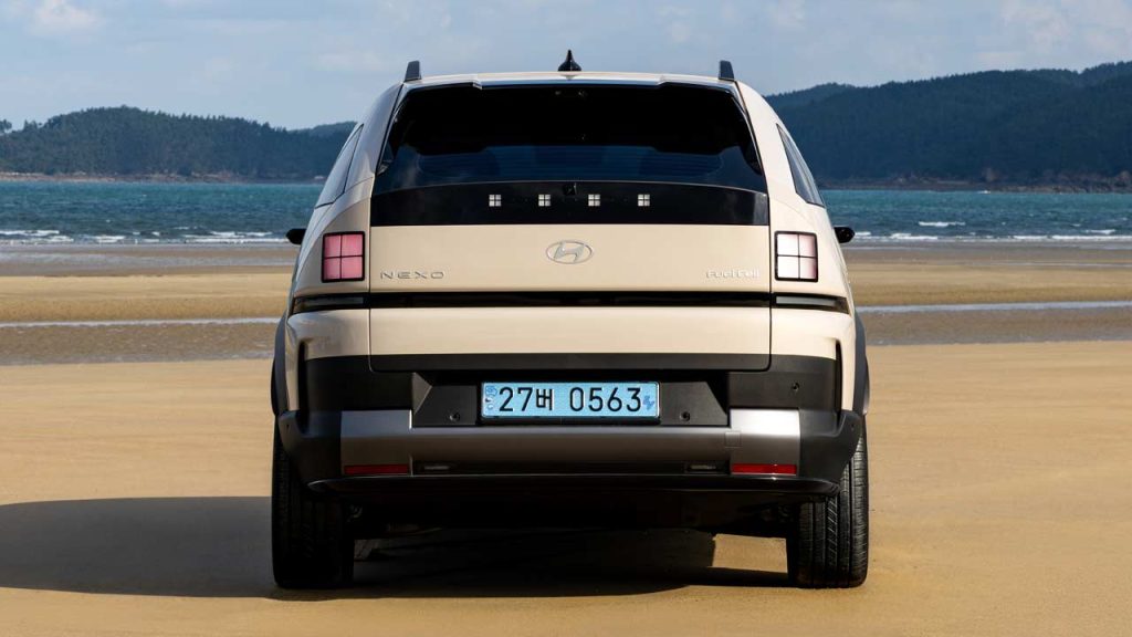 2026-Hyundai-Nexo_rear