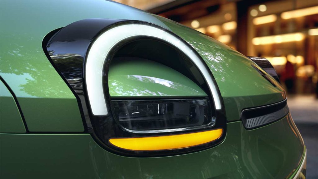 2026-Renault-Twingo-E-Tech-headlight