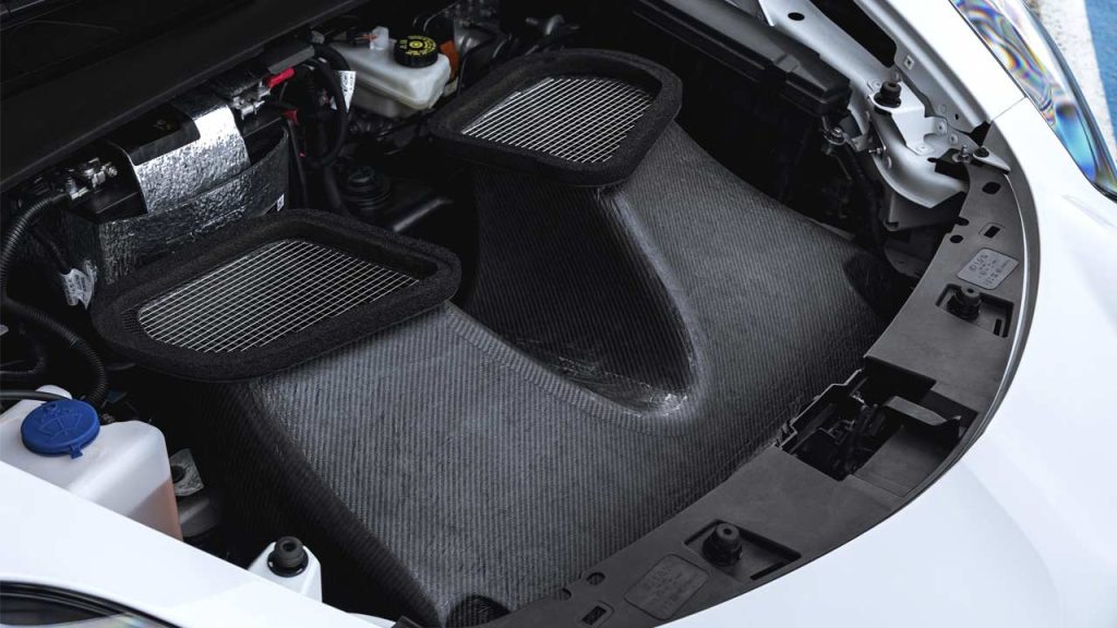 Alpine-A110-R-Ultime-bonnet