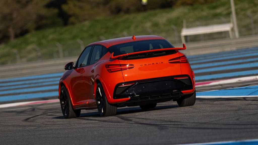 Genesis-GV60-Magma_5