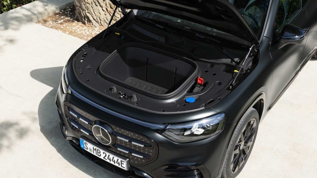 2026-Mercedes-Benz-GLB-frunk