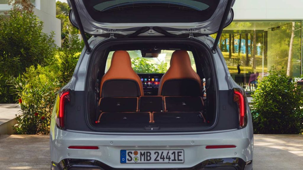 2026-Mercedes-Benz-GLB_interior-boot