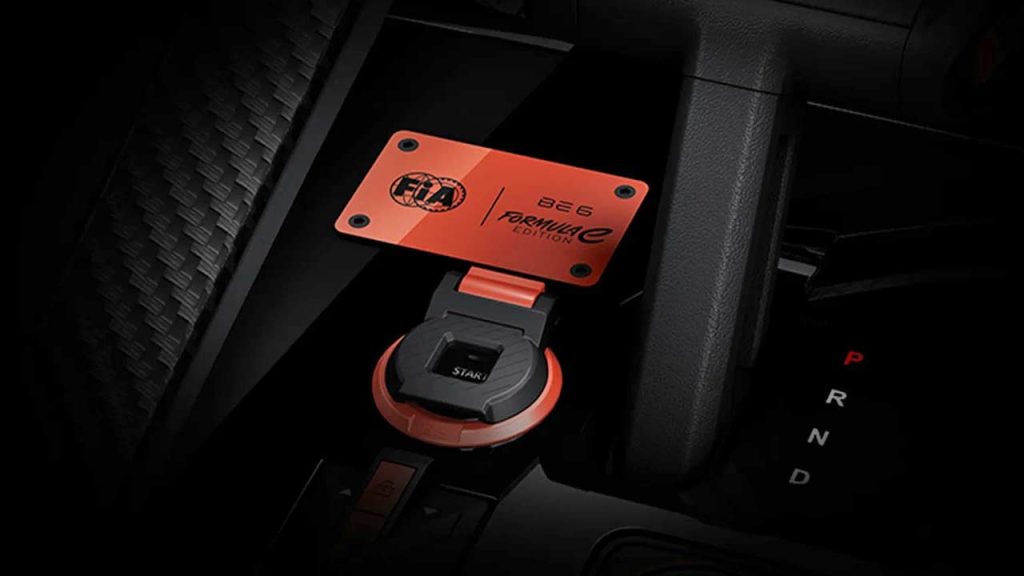 Mahindra-BE6-Formula-E-Edition-interior-centre-console_2